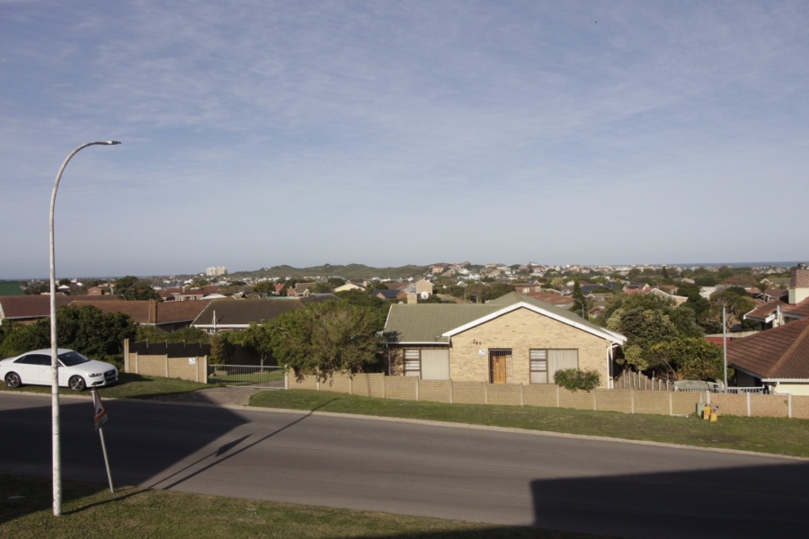 3 Bedroom Property for Sale in Aston Bay Eastern Cape